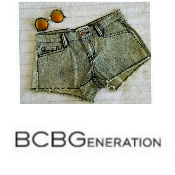 BCBGeneration Pants - •BCBGENERATION acid yellow shorts •25•NWT
